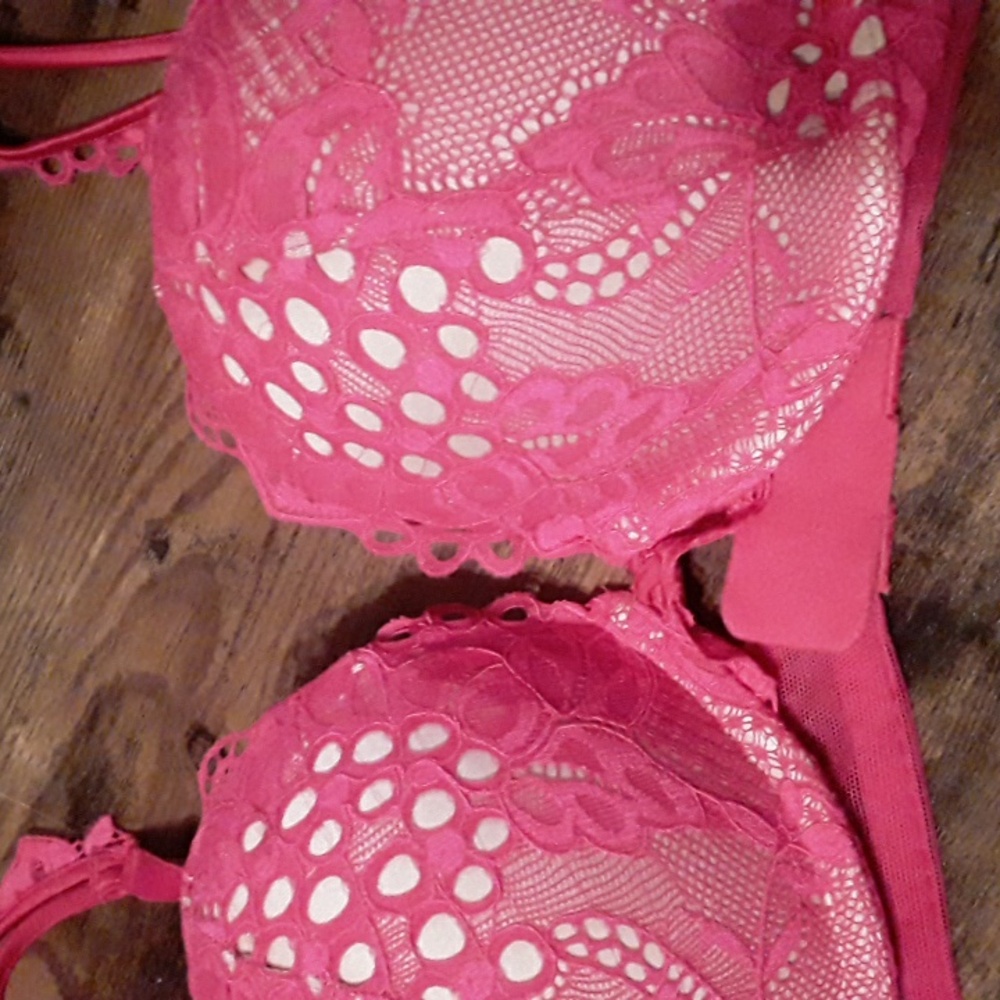 NWOT 34B Victoria's Secret Pink Sexy Padded underwire 2 Push Ups Lace Bra - Picture 3 of 12